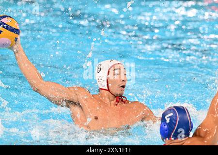 8 TAKATA Mitsuru (JPN), Japon (JPN) vs France (FRA) Water Polo Preliminary Round Group B aux Acquatic Centers, lors des Jeux Olympiques de Paris 2024, 30 juillet 2024, Paris, France. Crédit : Enrico Calderoni/AFLO SPORT/Alamy Live News Banque D'Images