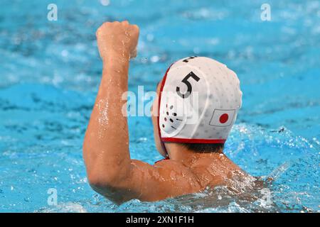 8 TAKATA Mitsuru (JPN), Japon (JPN) vs France (FRA) Water Polo Preliminary Round Group B aux Acquatic Centers, lors des Jeux Olympiques de Paris 2024, 30 juillet 2024, Paris, France. Crédit : Enrico Calderoni/AFLO SPORT/Alamy Live News Banque D'Images