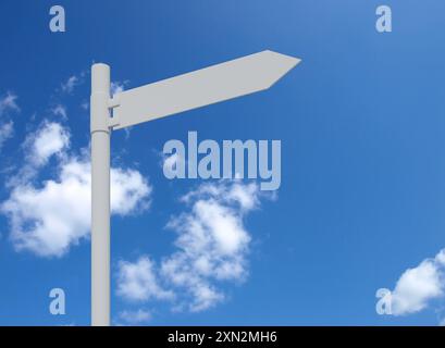 Panneau de signalisation vierge. Panneau de signalisation routière. Maquette. Flèches. Ciel bleu. illustration 3d. Banque D'Images