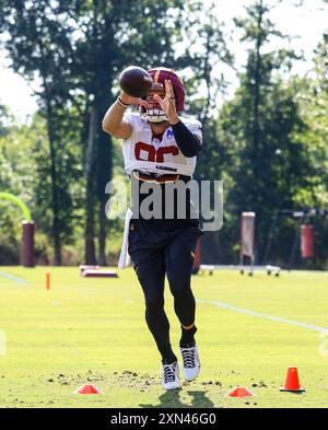 Les commandants de Washington Tight End Zach Ertz (86) pendant la pratique au centre d'entraînement OrthoVirginia au Commanders Park à Ashburn, Virginie, le 28 2024 juillet (Alyssa Howell/image of Sport) Banque D'Images