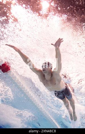 Paris, France. 30 juillet 2024. Alberto Razzetti, Italien, participe à la demi-finale masculine de natation au 200 m papillon aux Jeux Olympiques de Paris 2024 à Paris, France, le 30 juillet 2024. Crédit : du Yu/Xinhua/Alamy Live News Banque D'Images