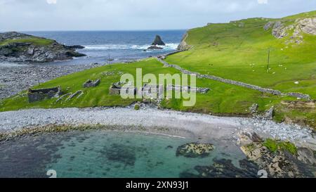 Fethaland est une colonie abandonnée à l'extrémité nord de Mainland, Shetland. C'était le site de la plus grande station de pêche des Shetland Banque D'Images