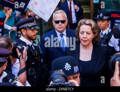 Londres, Royaume-Uni. 31 juillet 2024. Ancien journaliste de la BBC Huw Edwards au tribunal de première instance de Westminster. L'ancien présentateur de la BBC, a été accusé de trois chefs d'accusation pour avoir fait des images indécentes d'enfants. Il est accusé d’avoir eu 37 photographies sur WhatsApp, dont six des plus graves, entre décembre 2020 et avril 2022. La police métropolitaine a déclaré qu'il avait été arrêté en novembre de l'année dernière et inculpé le 26 juin. Il a plaidé coupable aux accusations. Crédit : Karl Black/Alamy Live News Banque D'Images