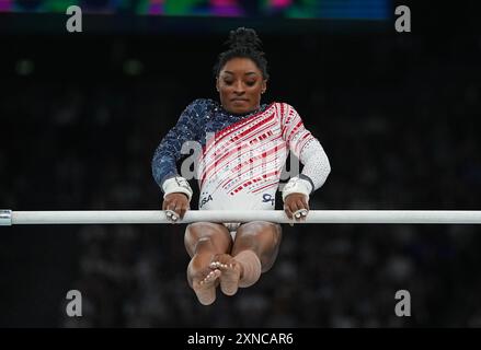 Paris, France, 30/07/2024, juillet 30 2024 : Simone Biles participe à la finale par équipe le jour 4 des Jeux Olympiques à Bercy Arena, Paris, France. Ulrik Pedersen/CSM. (Crédit image : © Ulrik Pedersen/Cal Sport Media) Banque D'Images