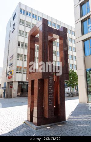 ULM, ALLEMAGNE - 28 JUILLET 2024 : monument de naissance d'Albert Einstein Banque D'Images