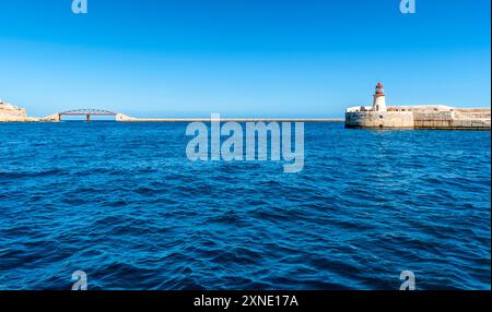 Phares de St Elmo et Ricasoli Breakwater - Valette - Malte Banque D'Images
