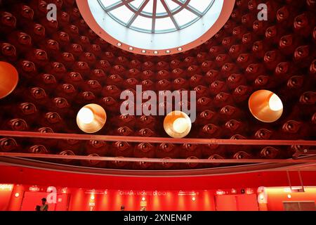 Napoli - Volta della banchina della stazione métro Chiaia-Monte di Dio Banque D'Images