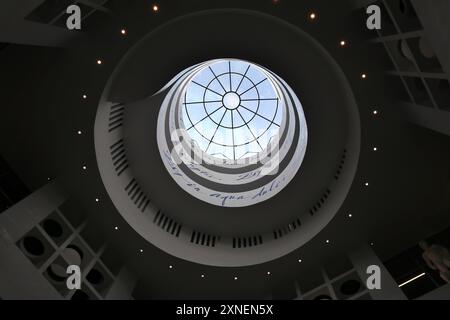 Napoli - Cupola della nuova stazione métro Chiaia-Monte di Dio Banque D'Images