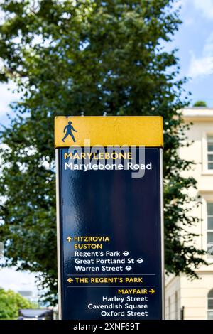 Marylebone Road Wayfind Sign, ville de Westminster, Londres, Angleterre, Royaume-Uni Banque D'Images