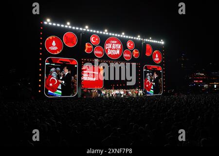 ISTANBUL, TURKIYE - 23 AVRIL 2024 : le maire d'Istanbul, Ekrem Imamoglu, lors de la Journée de la souveraineté nationale et des enfants de Turkiye le 23 avril à Istanbul Banque D'Images