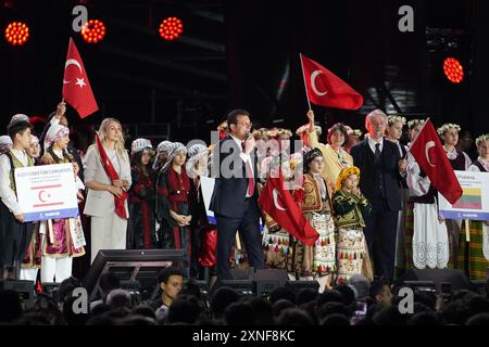 ISTANBUL, TURKIYE - 23 AVRIL 2024 : le maire d'Istanbul, Ekrem Imamoglu, lors de la Journée de la souveraineté nationale et des enfants de Turkiye le 23 avril à Istanbul Banque D'Images