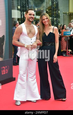 TRAPPE : PAS DE SORTIE Das criblage spécial TRAPPE von : NO WAY OUT Riccardo Simonetti und Viviane Geppert im Zoopalast à Berlin, AM 31.07.2024 *** TRAP NO WAY OUT la projection spéciale de TRAP NO WAY OUT Riccardo Simonetti et Viviane Geppert au Zoopalast à Berlin, le 31 07 2024 Photopress Mueller Banque D'Images