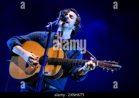 Marina Di Pietrasanta, Italie. 31 juillet 2024. Jack Savoretti se produit en concert au Festival de la Versiliana. (Photo de Stefano dalle Luche/Pacific Press) crédit : Pacific Press Media production Corp./Alamy Live News Banque D'Images