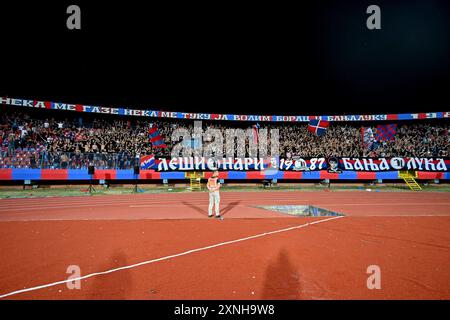 Banja Luka, Bosnie-Herzégovine, 31e 2024 : Lesinari (vautours) les fans de Borac avant le 2e tour de qualification de l'UEFA Champions League, 2e match de football entre Borac Banja Luka (Bosnie-Herzégovine) et PAOK Thessalonique (Grèce) au Gradski Stadion Banja Luka, Banja Luka, BiH. (Igor Kupljenik / SPP) Banque D'Images