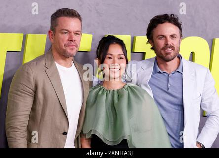 New York, États-Unis. 31 juillet 2024. Matt Damon, Hong Chau et Casey Affleck arrivent sur le tapis rouge pour l'avant-première New-yorkaise des films originaux d'Apple, 'The Instigators' au Jazz at Lincoln Center le mercredi 31 juillet 2024 à New York. Photo de John Angelillo/UPI crédit : UPI/Alamy Live News Banque D'Images