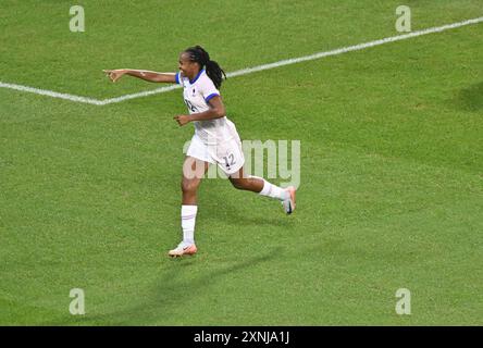 Decines Charpieu, France. 31 juillet 2024. Marie-Antoinette Katoto (France) célèbre un but, Football, Groupe féminin A entre la Nouvelle-Zélande et la France lors des Jeux Olympiques de Paris 2024 le 31 juillet 2024 au stade Groupama de Decines-Charpieu près de Lyon - photo Frédéric Chambert/Panoramic/DPPI crédit média : DPPI Media/Alamy Live News Banque D'Images