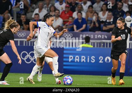 Decines Charpieu, France. 31 juillet 2024. Sakina Karchaoui (France), Football, Groupe féminin A entre la Nouvelle-Zélande et la France lors des Jeux Olympiques de Paris 2024 le 31 juillet 2024 au stade Groupama de Decines-Charpieu près de Lyon - photo Frédéric Chambert/Panoramic/DPPI Media Credit : DPPI Media/Alamy Live News Banque D'Images