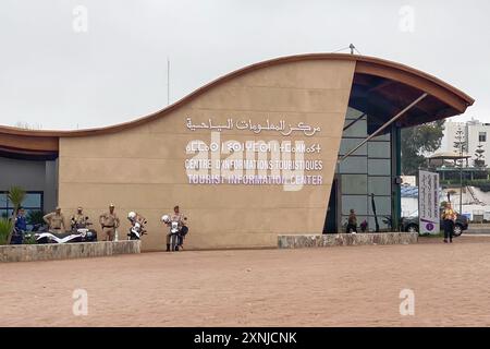 Agadir, Maroc. 1er août 2024. Renforcement de la sécurité dans les zones touristiques d'Agadir, au Maroc. Crédit : Nidpor/Alamy Live News Banque D'Images