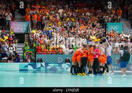 Paris, France. 01 août 2024. PARIS, FRANCE - 1er AOÛT : joueurs des pays-Bas lors du match Handball - Jeux Olympiques Paris 2024 entre les pays-Bas et le Brésil le jour 6 à South Paris Arena le 1er août 2024 à Paris, France. (Photo de Henk Seppen/Orange Pictures) crédit : Orange pics BV/Alamy Live News Banque D'Images