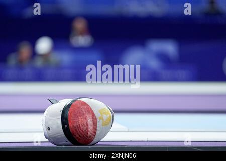 Paris, France. 26 juillet 2024. PARIS, FRANCE - JUILLET 27 : casque d'Aya Hussein de l'Egypte lors de l'Epéé individuel féminin pendant l'escrime - Jeux Olympiques Paris 2024 le jour 1 au Grand Palais le 27 juillet 2024 à Paris, France. (Daniela Porcelli/SPP) crédit : SPP Sport Press photo. /Alamy Live News Banque D'Images
