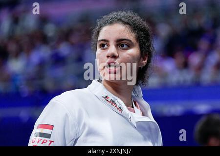 Paris, France. 26 juillet 2024. PARIS, FRANCE - JUILLET 27 : portrait en plan de tête/gros plan) d'Aya Hussein d'Egypte pendant l'escrime - Jeux Olympiques Paris 2024 le jour 1 au Grand Palais le 27 juillet 2024 à Paris, France. (Daniela Porcelli/SPP) crédit : SPP Sport Press photo. /Alamy Live News Banque D'Images