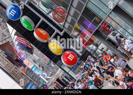 M&M's Times Square au coeur de Broadway, New York, États-Unis. Banque D'Images