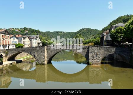 Le Pont des Consuls de Villefranche-de-Rouergue en Aveyron Banque D'Images