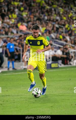 Nashville, États-Unis. 31 juillet 2024. Le défenseur de Nashville SC Daniel Lovitz (2). Mazatlán le FC bat Nashville SC 2-0 dans un match de la Coupe des ligues au Geodis Park à Nashville, Tennessee, le 31 juillet 2024. (Photo de Kindell Buchanan/Sipa USA) crédit : Sipa USA/Alamy Live News Banque D'Images