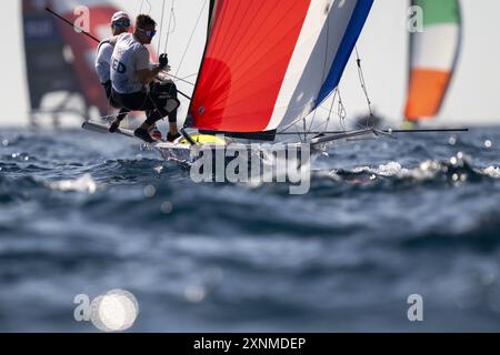 MARSEILLE - les marins Bart Lambriex et Floris van de Werken en action lors des 49e médailles aux Jeux Olympiques. ANP SANDER KONING Credit : ANP/Alamy Live News Banque D'Images