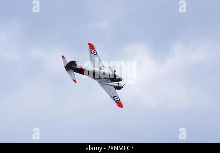 Avion Vintage Avro C19 Anson en vol. Banque D'Images