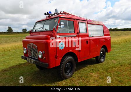 Vintage 1963 Dennis 'm' série Land rover Light 4 roues motrices pompe. Banque D'Images