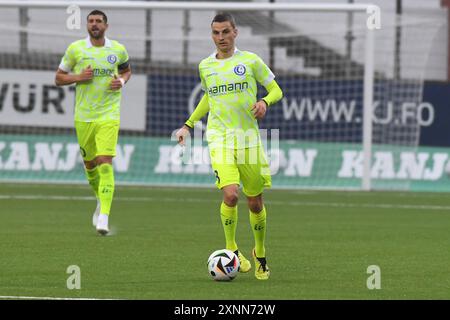 Nordragota, Îles Féroé. 01 août 2024. Pieter Gerkens de Gand photographié en action lors du match entre l'équipe belge de football KAA Gent et les Féroé Vikingur, le match retour du 2e tour de qualification de l'UEFA Conference League, jeudi 1er août 2024 à Nordragota, aux îles Féroé. Gent a remporté la première étape 4-1. BELGA PHOTO JILL DELSAUX crédit : Belga News Agency/Alamy Live News Banque D'Images