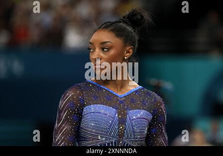 Paris, France. 01 août 2024. Paris, France. 1er août 2024. Simone Biles des États-Unis avant le balancier lors de la finale féminine. Au Bercy Arena pendant la sixième journée des Jeux Olympiques de Paris 2024, Paris, France. Crédit : Adam Stoltman/Alamy Live News Banque D'Images