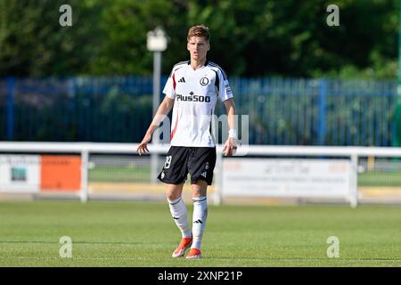 Jordan Majchrzak de Legia Warszawa lors du deuxième tour de qualification de l'UEFA Europa Conference League 2nd match Caernarfon Town vs Legia Varsovie à Nantporth, Bangor, Royaume-Uni, le 1er août 2024 (photo de Cody Froggatt/News images) Banque D'Images