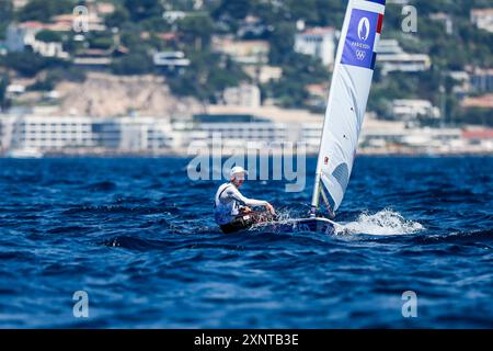 Marseille, France. 01 août 2024. MARSEILLE, FRANCE - 2 AOÛT : Duko Bos des pays-Bas en compétition dans le canot masculin pendant le jour 6 de voile - Jeux Olympiques Paris 2024 à Marseille Marina le 2 août 2024 à Marseille, France. (Photo par ICON Sport/BSR Agency) crédit : BSR Agency/Alamy Live News Banque D'Images