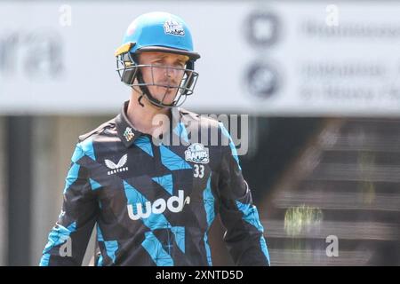 Derby, Royaume-Uni. 02 août 2024. Gareth Roderick du Worcestershire lors du Metrobank One Day Cup match entre le Derbyshire CCC et le Worcestershire CCC au County Ground, Derby, Angleterre, le 2 août 2024. Photo de Stuart Leggett. Utilisation éditoriale uniquement, licence requise pour une utilisation commerciale. Aucune utilisation dans les Paris, les jeux ou les publications d'un club/ligue/joueur. Crédit : UK Sports pics Ltd/Alamy Live News Banque D'Images