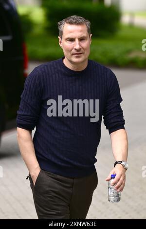 ZEIST - L'entraîneur Brian Priske de Feyenoord arrive pour la conférence de presse à l'approche du match pour le Johan Cruijff Shield contre le PSV. ANP OLAF KRAAK Credit : ANP/Alamy Live News Banque D'Images