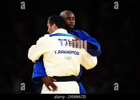 Le Français Teddy Riner lors de la demi-finale masculine de la table B contre le Tadjikistan Temur Rakhimov à l'Arena du champ-de-mars lors de la septième journée des Jeux Olympiques de Paris 2024 en France. Date de la photo : vendredi 2 août 2024. Banque D'Images