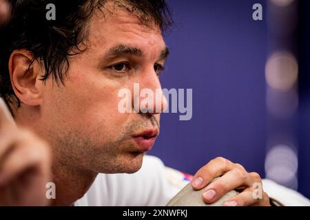 Paris, France. 02 août 2024. Jiri Beran (CZE) aux demi-finales de l'équipe d'épée masculine d'escrime aux Jeux Olympiques de Paris, France, le 2 août 2024. Crédit : Jaroslav Svoboda/CTK photo/Alamy Live News Banque D'Images
