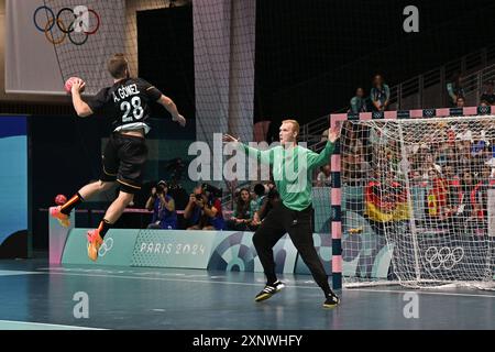 Paris, France. 02 août 2024. Aleix Gomez fait équipe avec l'Espagne en action lors du match de handball masculin joué entre l'Allemagne et l'Espagne au South Paris Arena 6 lors des Jeux Olympiques de Paris 2024 le 2 août 2024 à Paris, France. Photo de Laurent Zabulon/ABACAPRESS. COM Credit : Abaca Press/Alamy Live News Banque D'Images