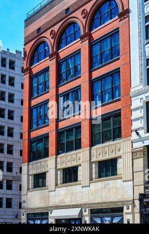 Detroit, États-Unis - 25 juillet 2024 : façade du bâtiment Elliott dans le quartier du centre-ville Banque D'Images