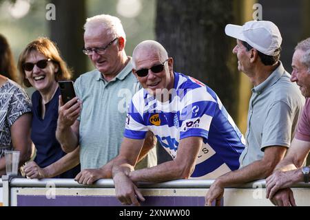 OVERASSELT, 02-08-2024, Sportpark de Passelegt, football, match amical, saison 2024/2025, pendant le match Fortuna Sittard-de Graafschap fan de Graafschap crédit : Pro Shots/Alamy Live News Banque D'Images