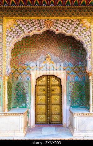 Rose Gate, Palais de la ville, Jaipur, Rajasthan, Inde, Asie du Sud, Asie Banque D'Images