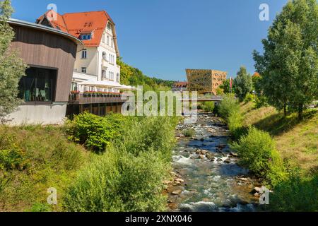 Vue de Hirzel Villa à Forum Gold and Silver, rivière Rems, Schwabisch Gmund, vallée de Remstal, Bade-Wurtemberg, Allemagne, Europe Banque D'Images