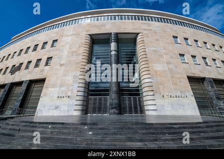 Impressionnant bureau de poste, le centre historique de Naples (Napoli), Campanie, Italie, Europe Banque D'Images