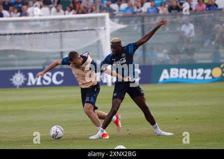 Castel Di Sangro, Abbruzzes, Italie. 2 août 2024. Victor Osimhen de Napoli joue pendant le jour 9 du camp d'entraînement de pré-saison de la SSC Napoli au Stadio Patini à Castel di Sangro, Italie, le 2 août 2024 (crédit image : © Ciro de Luca/ZUMA Press Wire) USAGE ÉDITORIAL SEULEMENT! Non destiné à UN USAGE commercial ! Banque D'Images