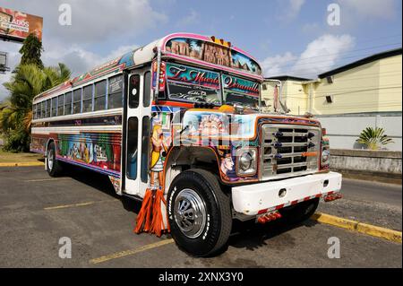 Diablo Rojo (Diable Rouge) bus au Panama, Colon, République du Panama, Amérique centrale Banque D'Images