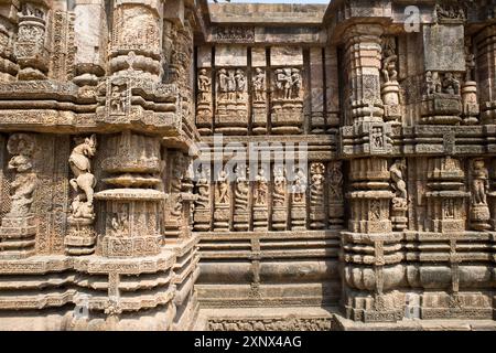 Le Temple du Soleil du milieu du XIIIe siècle, dédié à Surya, le Dieu du Soleil hindou, UNESCO, Konarak, district de Puri, Odisha, Inde Banque D'Images