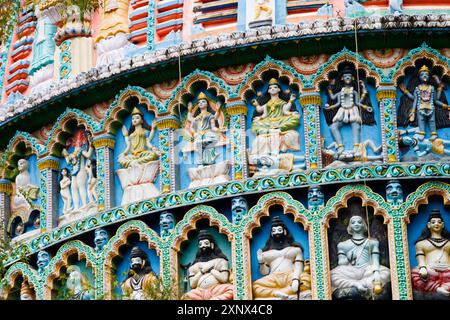 Le temple coloré Dewri Mandir du XIVe siècle dédié à Durga, la déesse mère hindoue, Ranchi, Jharkhand, Inde, Asie Banque D'Images