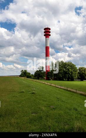 Phare de Voslapp, feu arrière de Voslapp, au JadeWeserPort, Jade-Weser-Port, Wilhelmshaven, basse-Saxe, Allemagne Banque D'Images